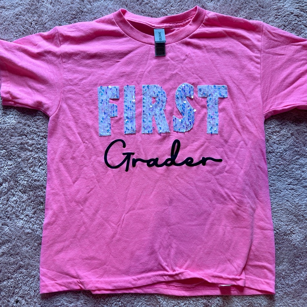Gildan Pink 'First Grader' Kids T-Shirt